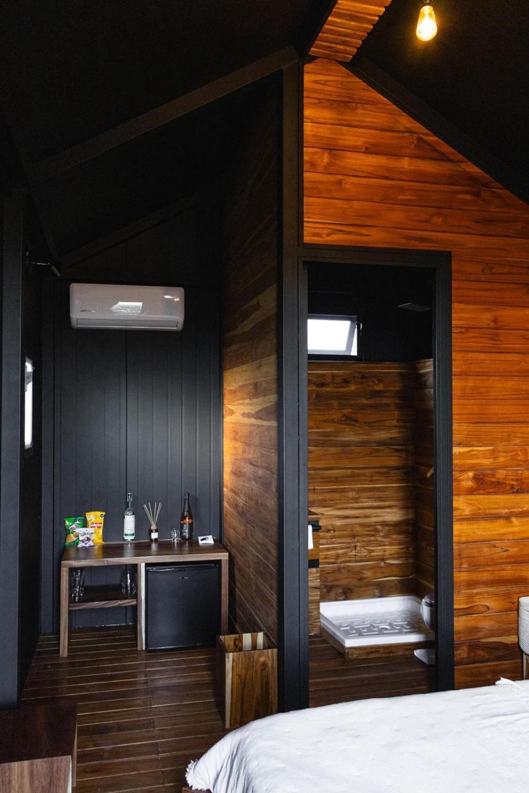 Hotel Coyote Alcocer 外观 照片