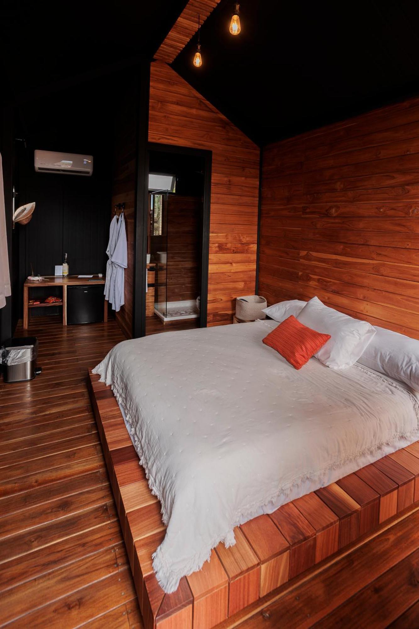 Hotel Coyote Alcocer 外观 照片