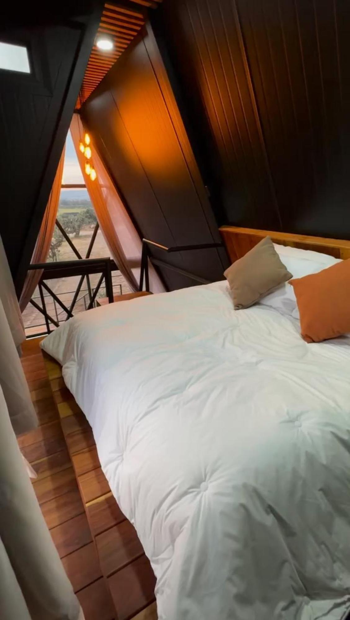 Hotel Coyote Alcocer 外观 照片