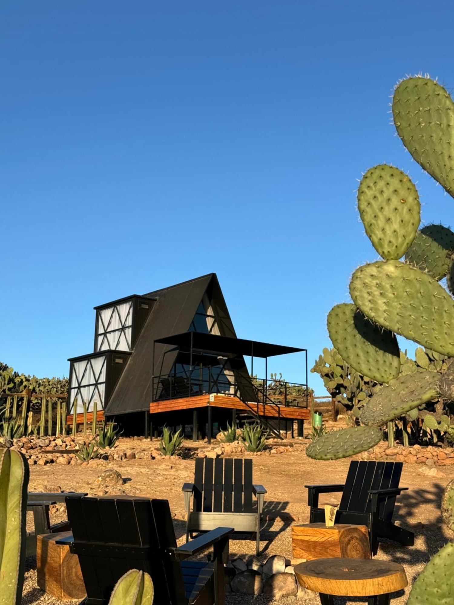 Hotel Coyote Alcocer 外观 照片
