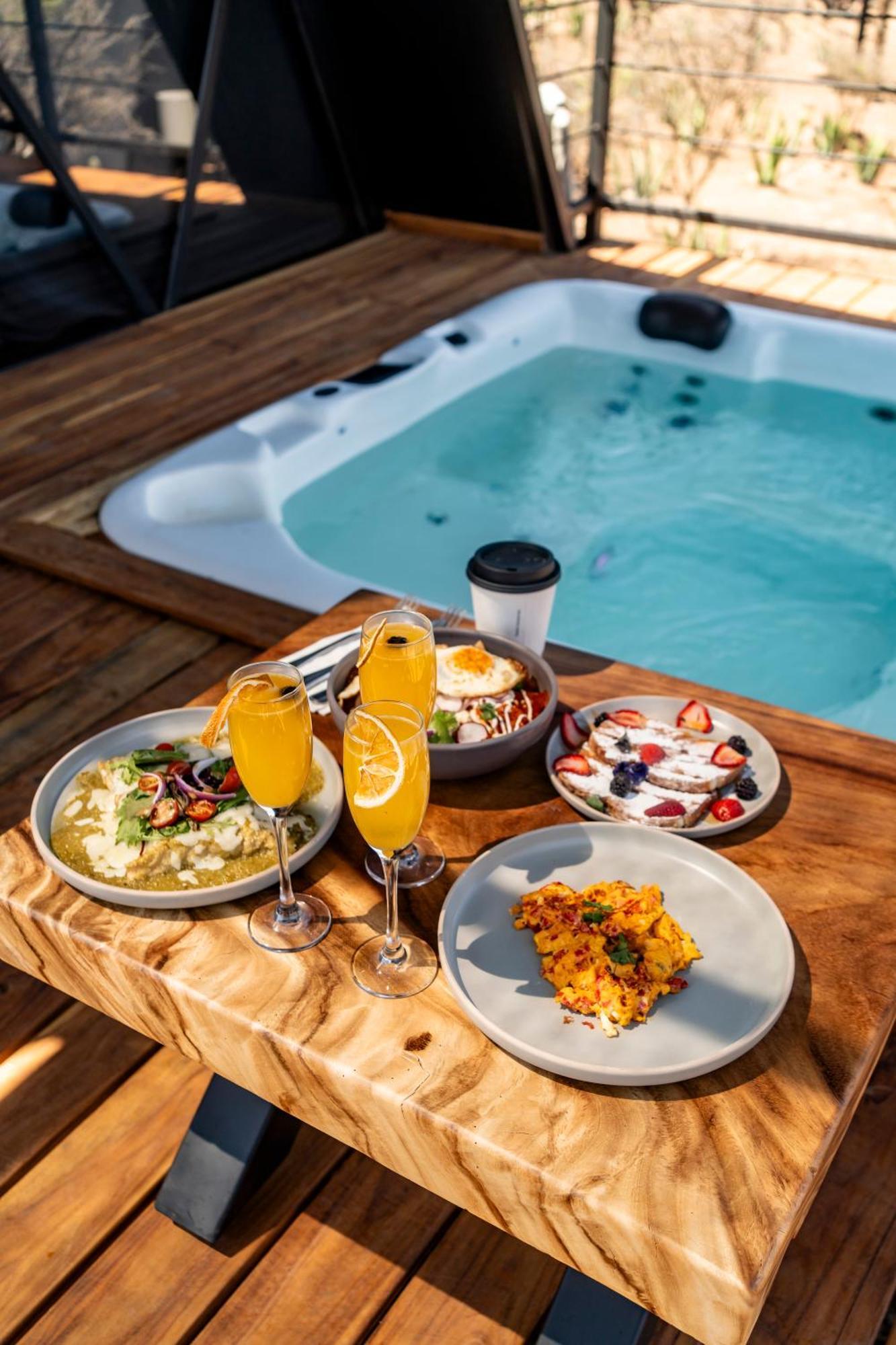 Hotel Coyote Alcocer 外观 照片