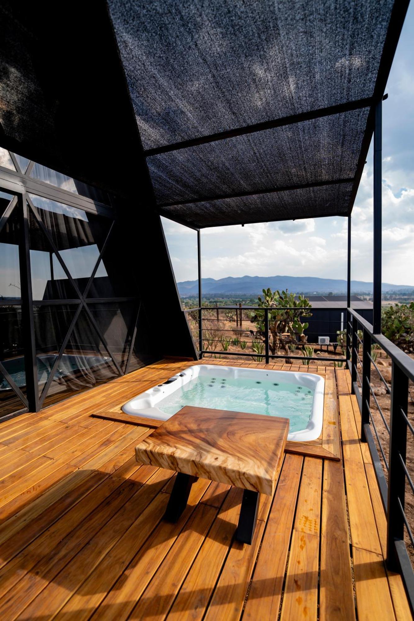 Hotel Coyote Alcocer 外观 照片
